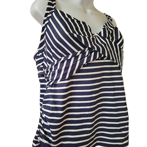 Lands' End Swim Top Navy Striped 16W DD Underwire Wrap Front Tankini 1X S411 - Picture 3 of 8